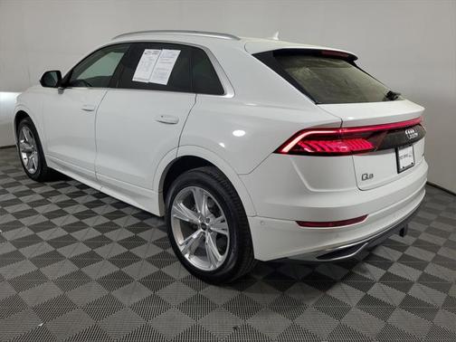 2023 Audi Q8 55 Premium