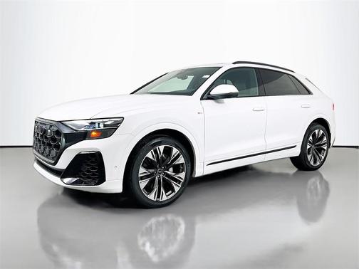 2026 Audi Q8 55 Premium Plus