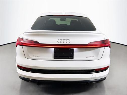 2021 Audi e-tron Sportback Prestige