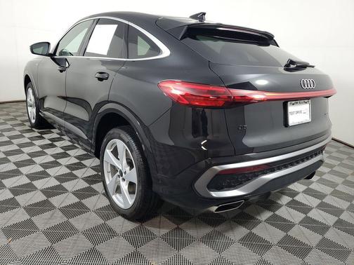 2025 Audi Q5 Premium Plus TFSI quattro S tronic