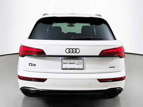 2024 Audi Q5 e 55 S line Premium Plus
