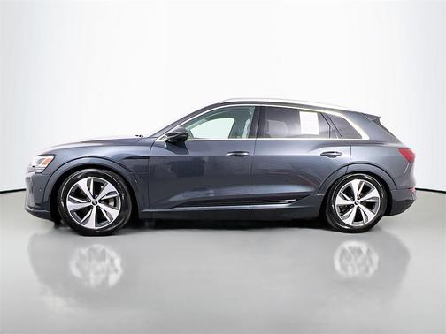 2024 Audi Q8 e-tron Premium Plus