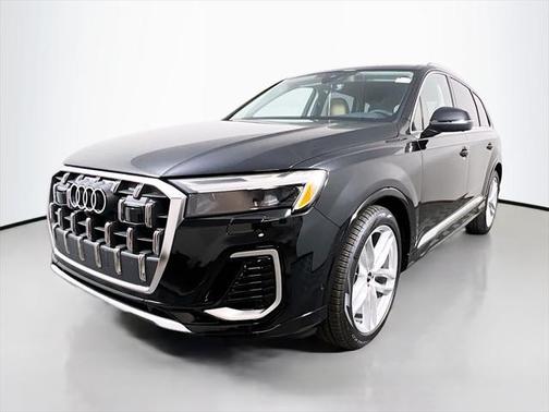 2025 Audi Q7 55 Premium Plus