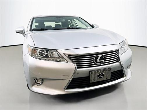 2015 Lexus ES 350 Crafted Line