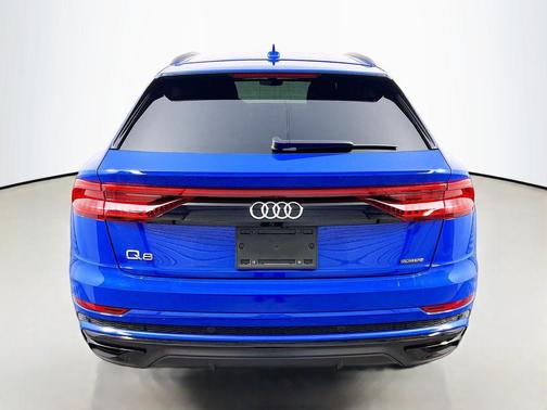 2020 Audi Q8 55 Prestige
