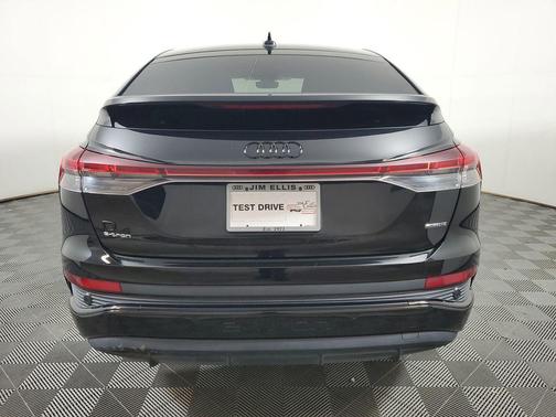 Mythos Black Metallic 2023 Audi Q4 e-tron Premium Plus 50 quattro