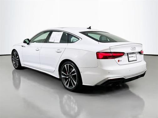 2022 Audi S5 3.0T Prestige