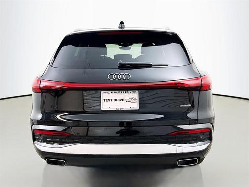 2025 Audi Q5 Premium TFSI quattro S tronic