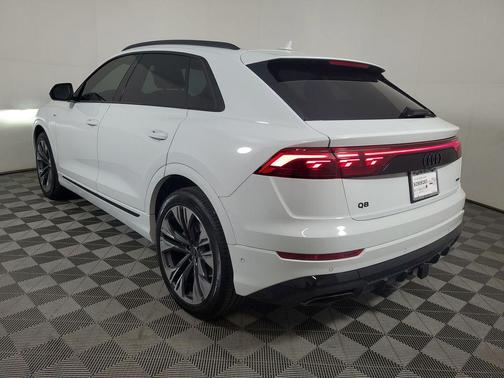 2026 Audi Q8 55 Prestige