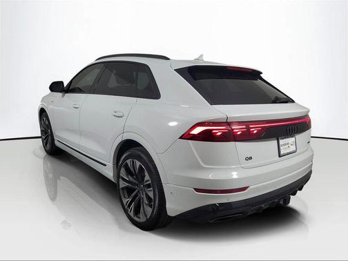 2026 Audi Q8 55 Prestige