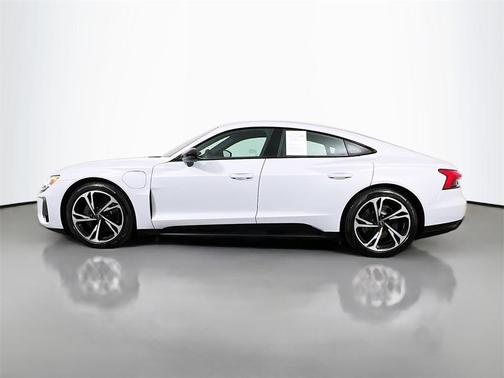 2023 Audi e-tron GT Premium Plus quattro