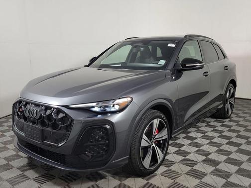 Daytona Gray Pearl Effect 2026 Audi SQ5 3.0T Premium Plus