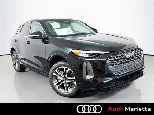 2025 Audi Q5 Premium