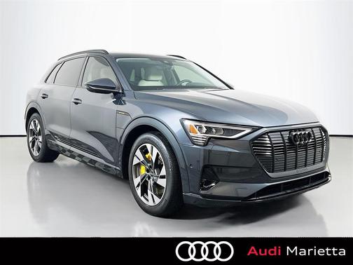 2022 Audi e-tron Premium