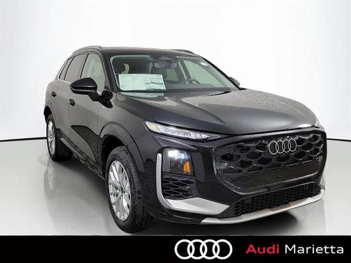 Mythos Black Metallic 2026 Audi Q3 TFSI quattro S tronic