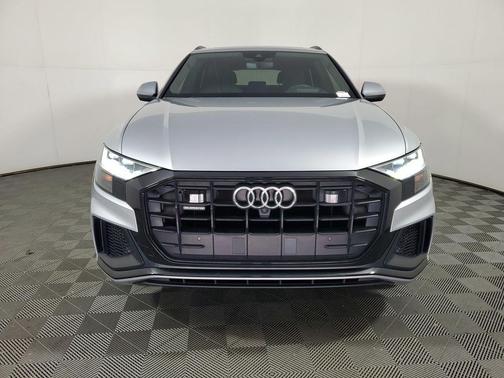 Florett Silver Metallic 2019 Audi Q8 3.0T Premium
