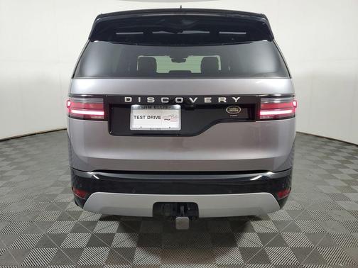 Gray 2023 Land Rover Discovery P360 Metropolitan Edition