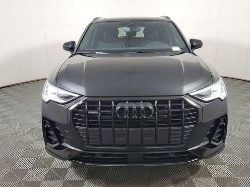 Mythos Black Metallic 2024 Audi Q3 Premium 45 TFSI S line quattro Tiptronic