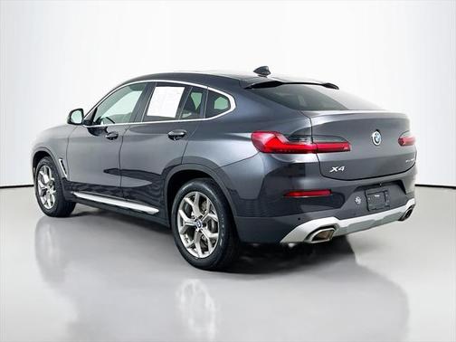 2022 BMW X4 xDrive30i