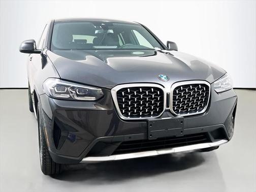 2022 BMW X4 xDrive30i