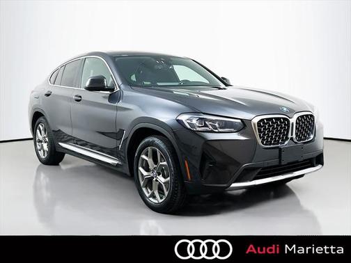 2022 BMW X4 xDrive30i