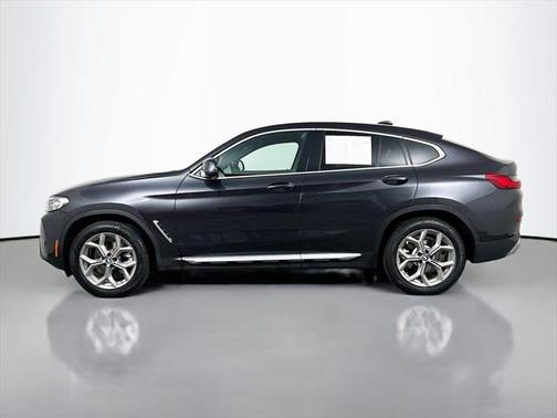 2022 BMW X4 xDrive30i