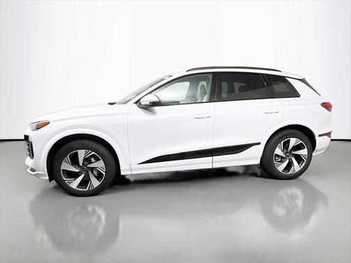 2025 Audi Q6 e-tron Premium Plus quattro