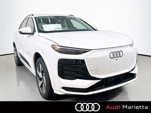 2025 Audi Q6 e-tron Premium Plus quattro