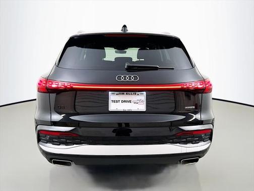 2025 Audi Q5 Premium