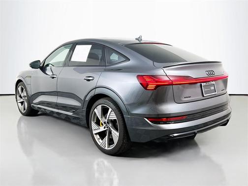 2022 Audi e-tron Sportback S line Prestige