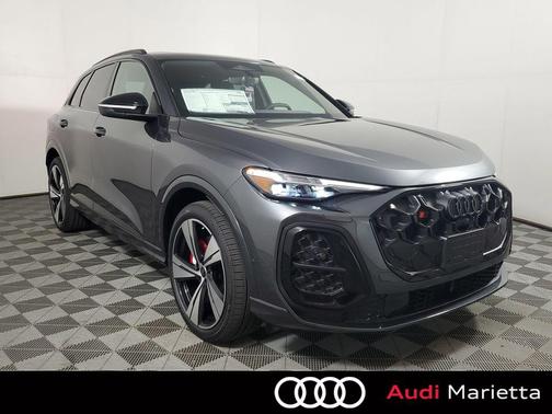 Daytona Gray Pearl Effect 2026 Audi SQ5 3.0T Premium Plus