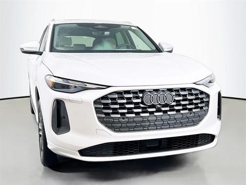 2025 Audi Q5 Premium TFSI quattro S tronic
