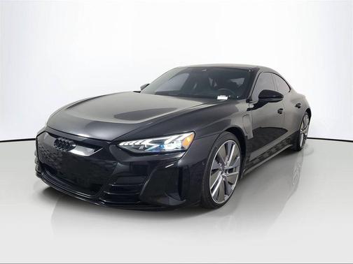 2022 Audi e-tron GT Prestige