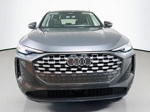 2025 Audi Q5 Premium