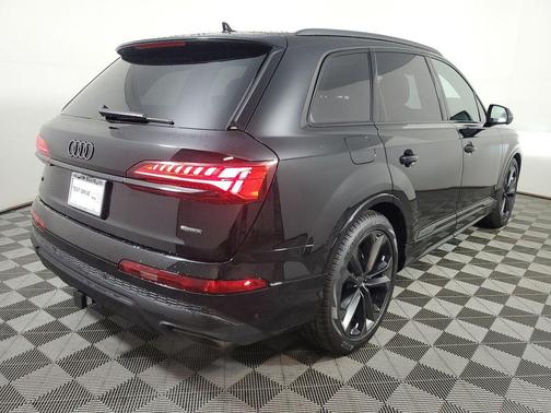 2026 Audi Q7 55 Premium Plus