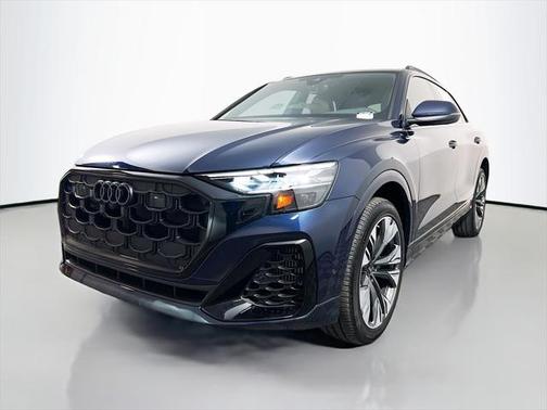 2024 Audi Q8 55 Premium Plus