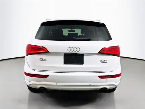 2016 Audi Q5 2.0T Premium Plus