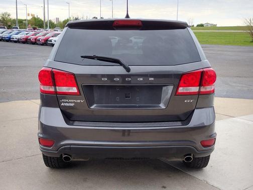 Granite Pearlcoat 2019 Dodge Journey GT