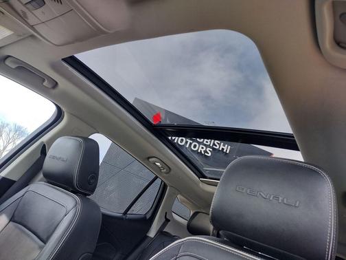 Graphite Gray Metallic 2019 GMC Terrain Denali