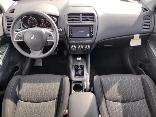 2025 Mitsubishi Outlander Sport 2.0 ES