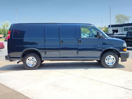 2020 Chevrolet Express 2500 RWD 2500 Regular Wheelbase WT
