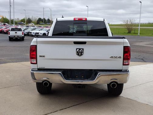 Bright White 2019 RAM 1500 SLT