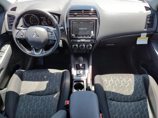 2025 Mitsubishi Outlander Sport 2.0 LE