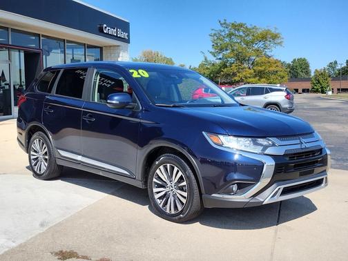 2020 Mitsubishi Outlander SE