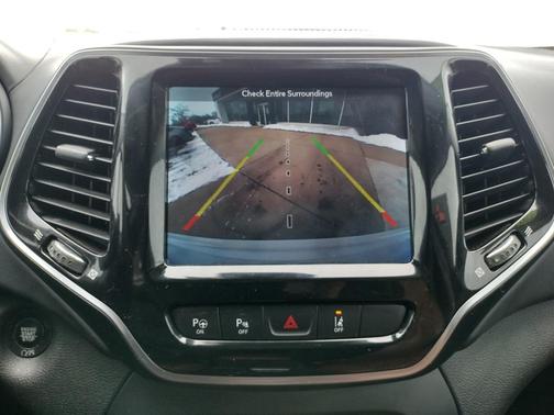 2019 Jeep Cherokee Overland