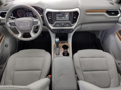 2018 GMC Acadia SLE-2