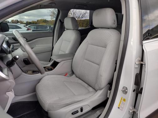 2018 GMC Acadia SLE-2