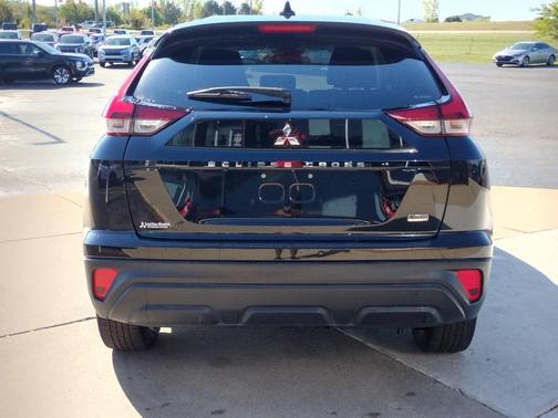 2024 Mitsubishi Eclipse Cross LE