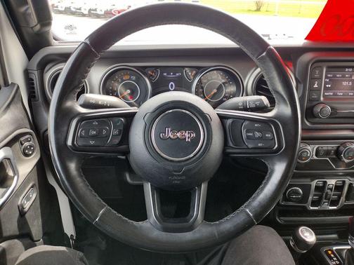Bright White Clearcoat 2020 Jeep Wrangler Unlimited Sport