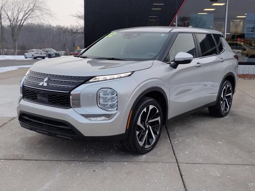 2022 Mitsubishi Outlander ES 2.5 S-AWC